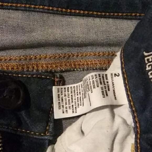 American Eagle Jeans - Picture 3 of 4
